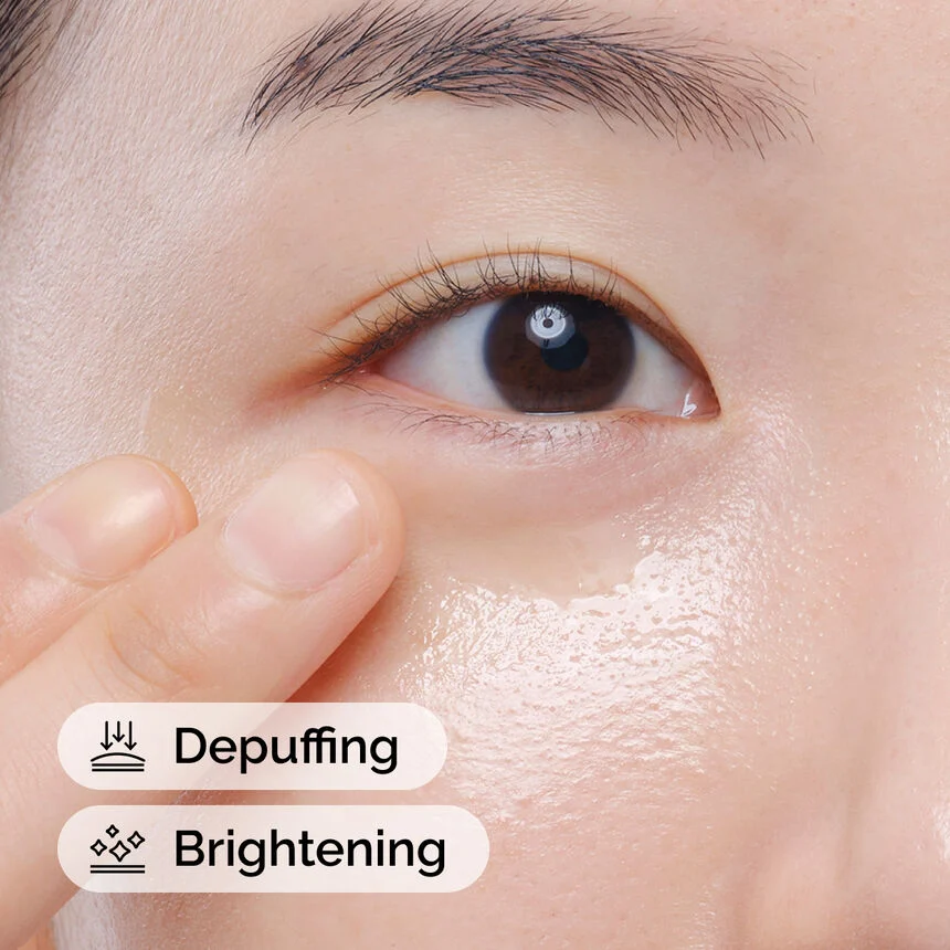 ord-caffeine-solution-egcg-model-application-with-benefits.webp The Ordinary Caffeine Solution 5% + EGCG - Image 3