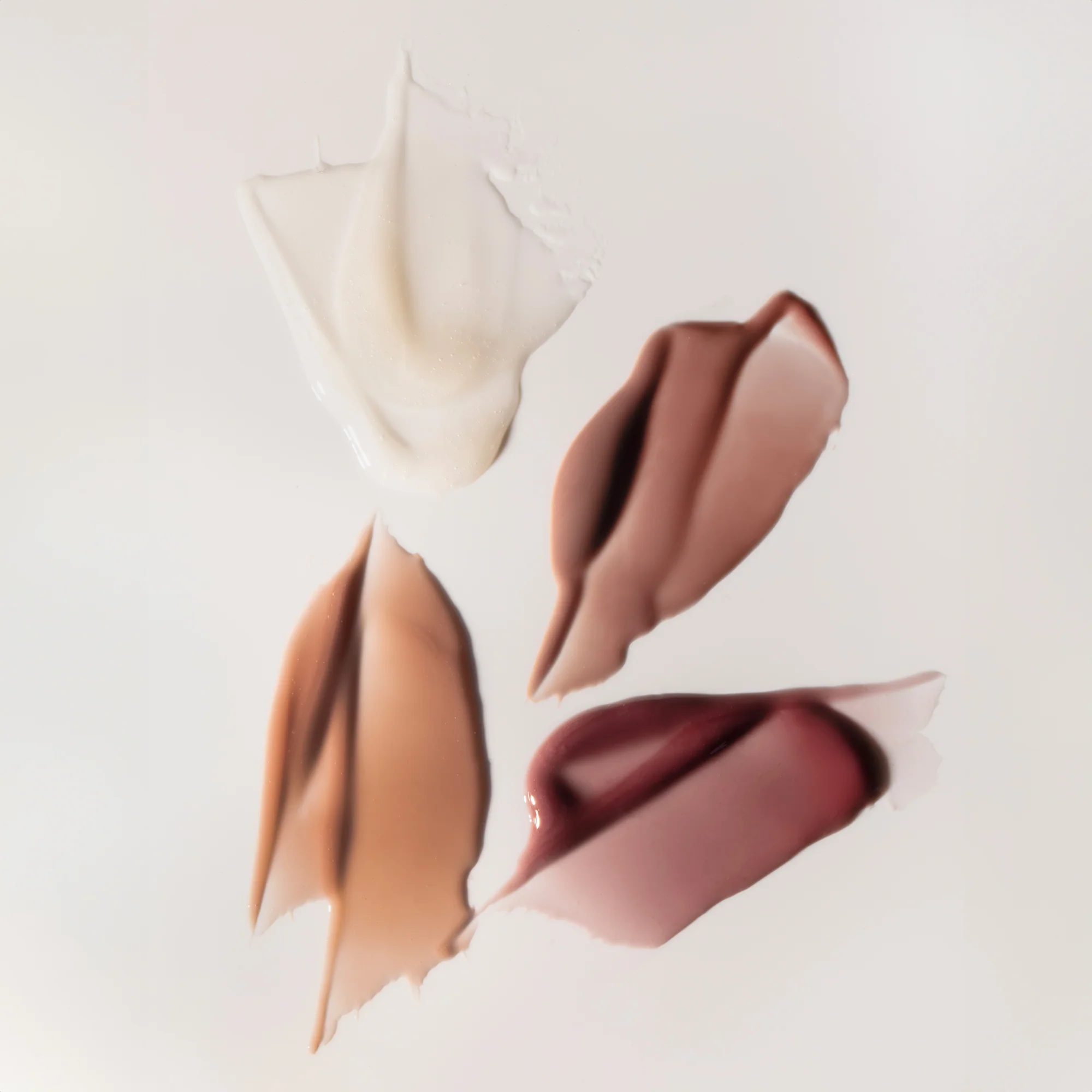 HO24-Square-Mini-Neutral-LBB-Set Summer Fridays Mini Neutrals Lip Butter Set - Image 3