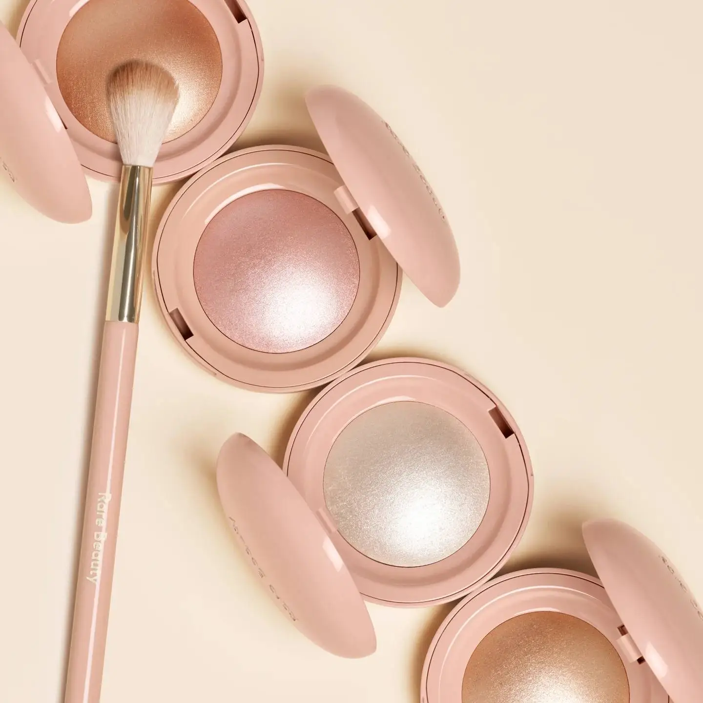 positive-light-silky-touch-highlighter-brush-group-1440x1952_a1be2a2e-7cf2-49d5-b6a6-352000b6cd36 Rare Beauty Positive Light Silky Touch Highlighter - Image 2